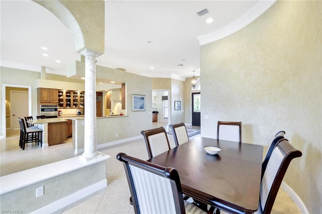 951 Ironwood Ct, Marco Island, FL 34145-16