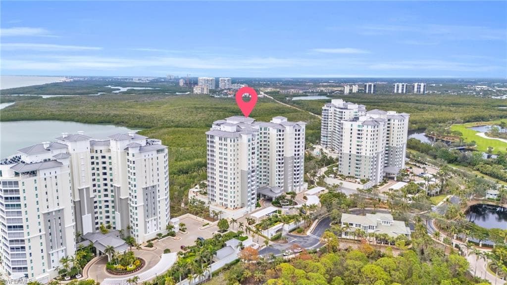 285 Grande Way 801, Naples, FL 34110-44