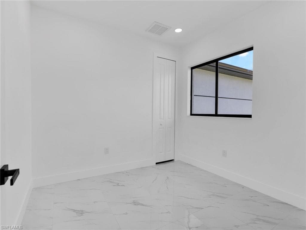 3417 8th St SW, Lehigh Acres, FL 33976-24