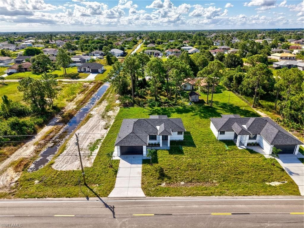 3417 8th St SW, Lehigh Acres, FL 33976-34