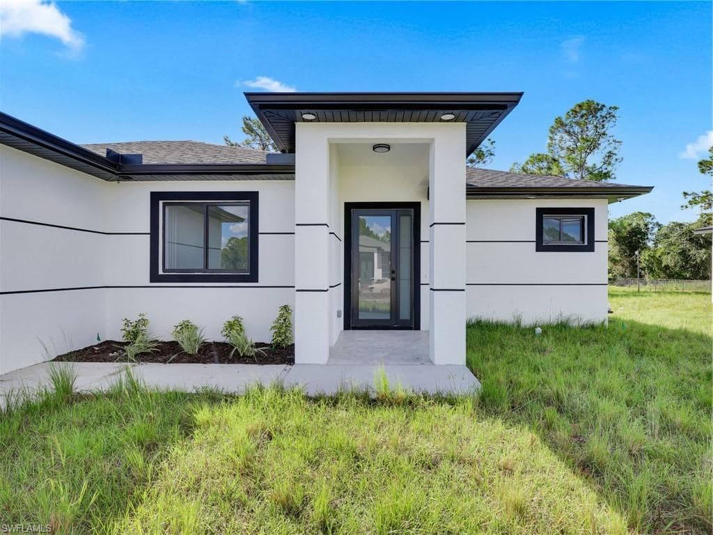 3417 8th St SW, Lehigh Acres, FL 33976-2