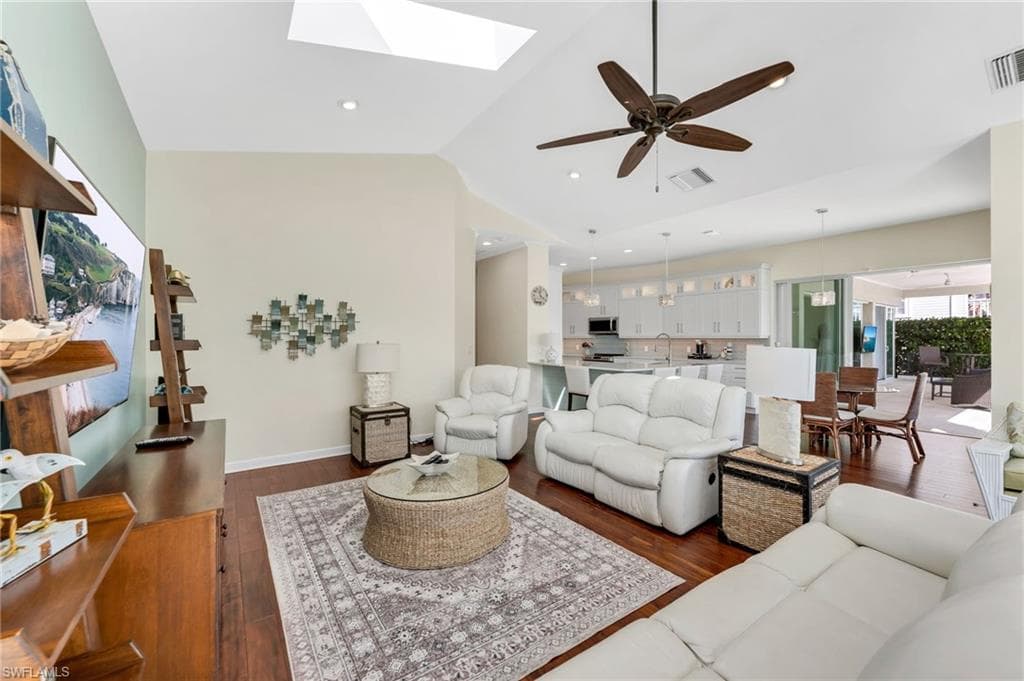 1923 Snook Dr, Naples, FL 34102-9