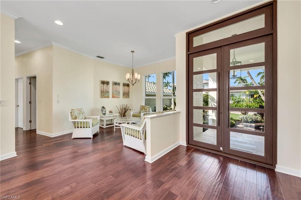 1923 Snook Dr, Naples, FL 34102-7