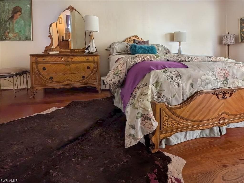 7852 Stratford Dr, Naples, FL 34104-15