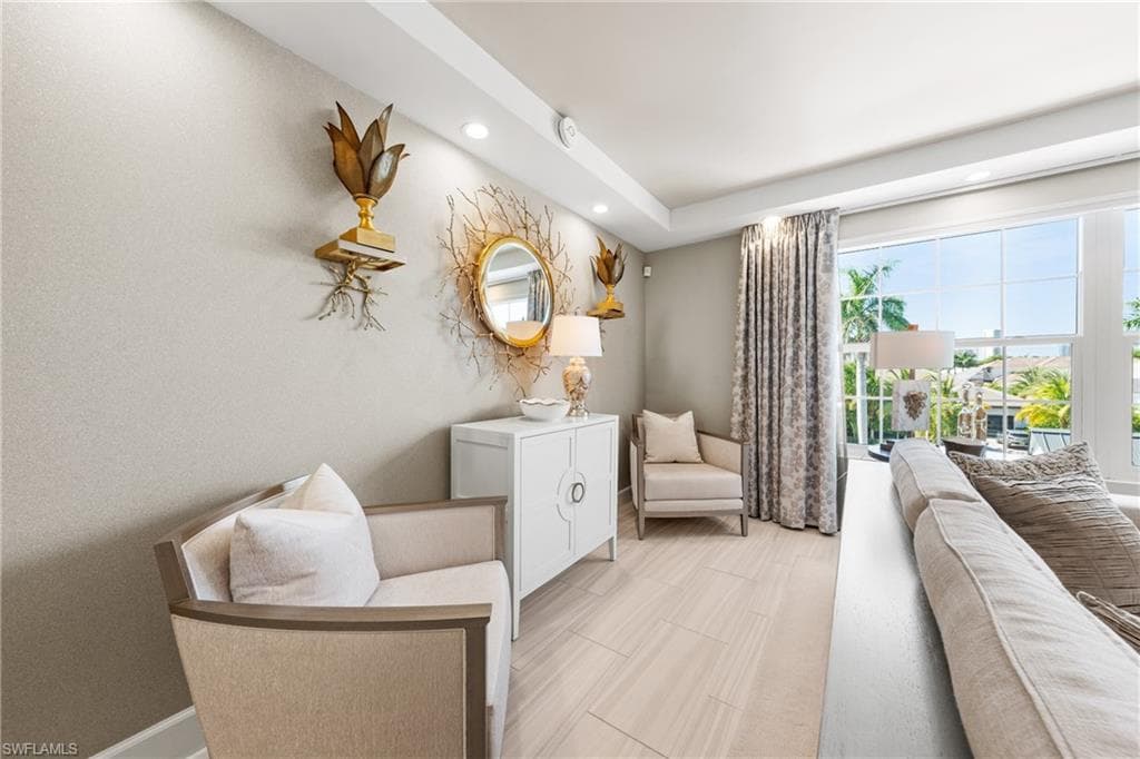 4200 Belair Ln 300, Naples, FL 34103-12