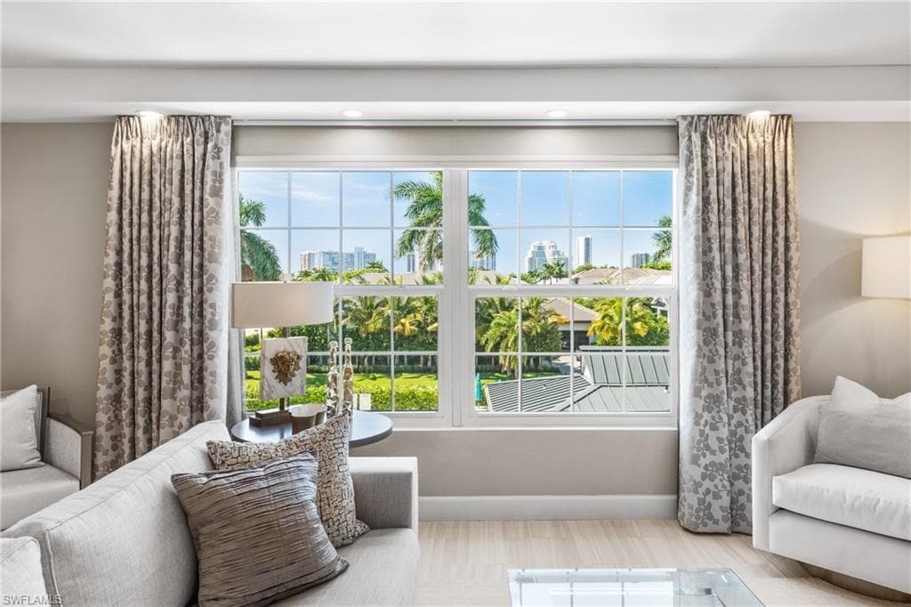 4200 Belair Ln 300, Naples, FL 34103-13