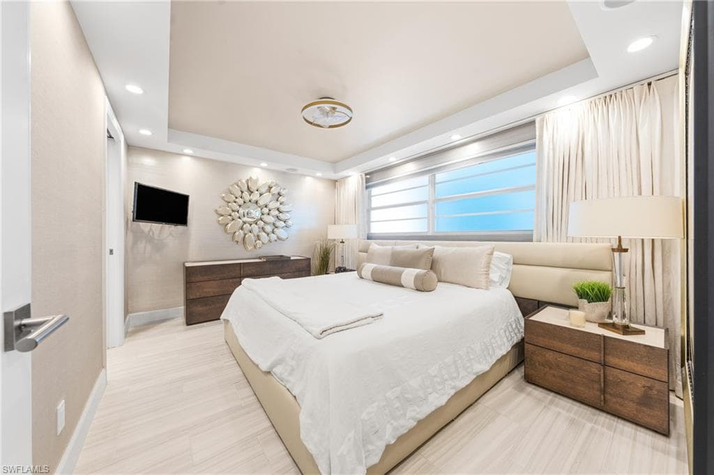 4200 Belair Ln 300, Naples, FL 34103-14