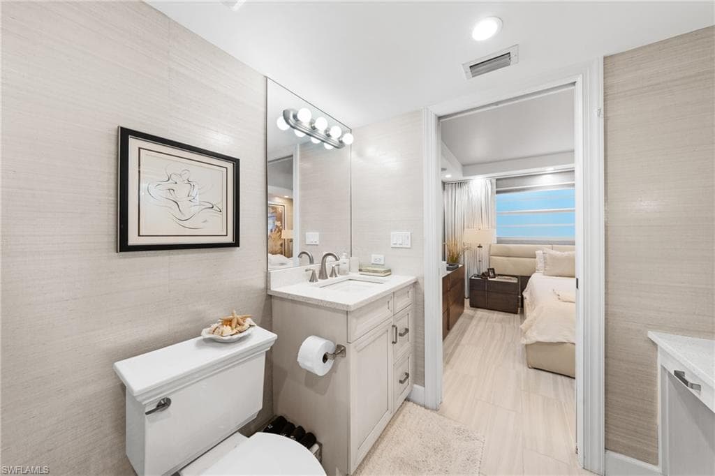 4200 Belair Ln 300, Naples, FL 34103-17