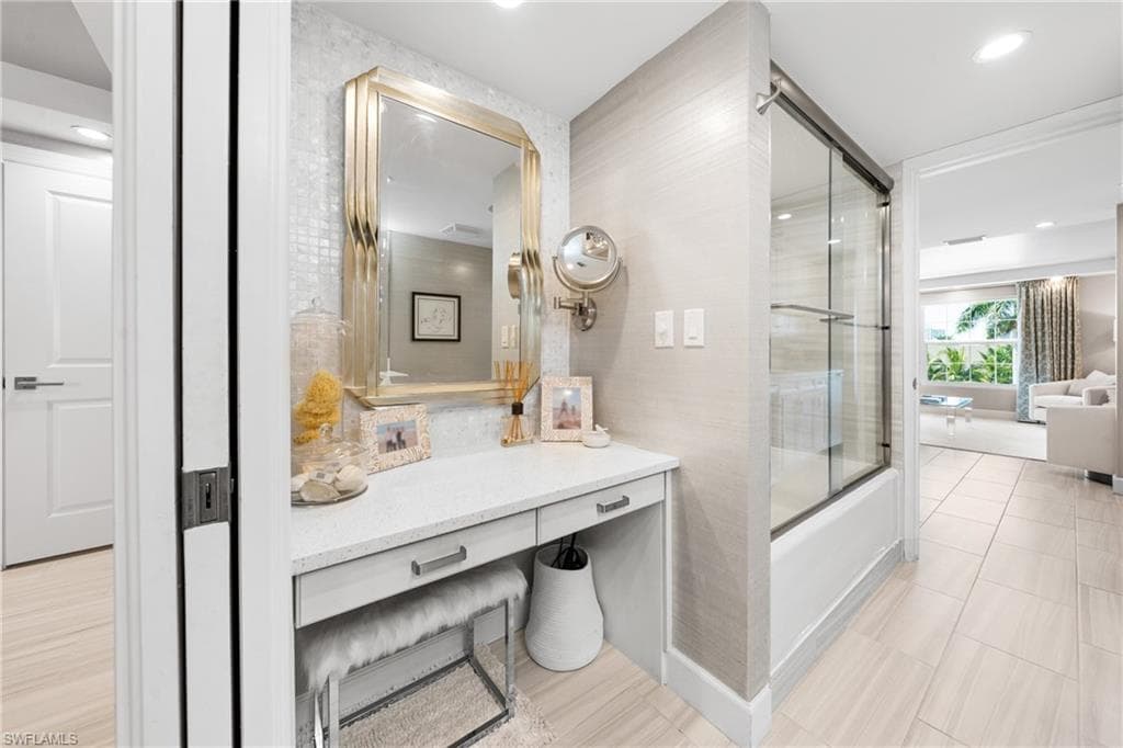 4200 Belair Ln 300, Naples, FL 34103-21