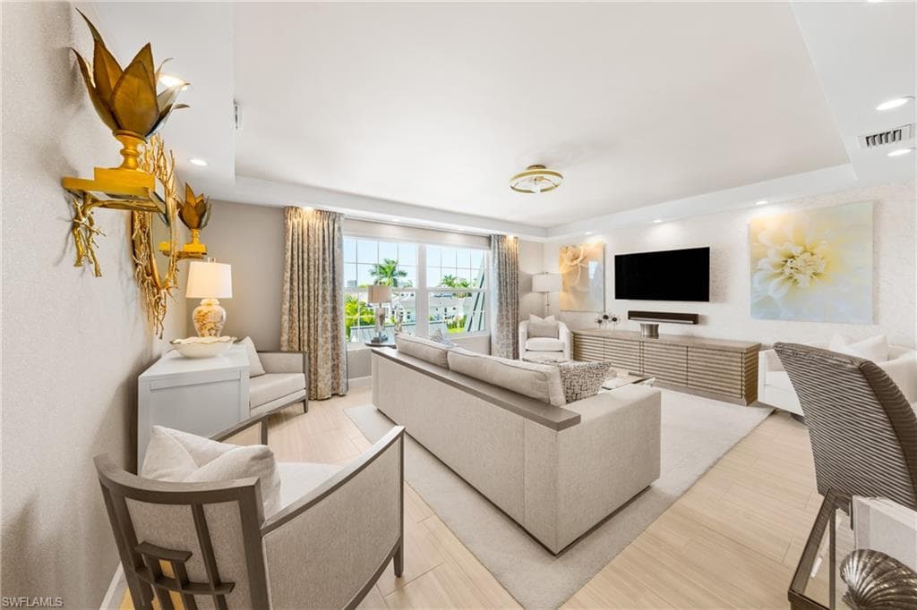 4200 Belair Ln 300, Naples, FL 34103-2