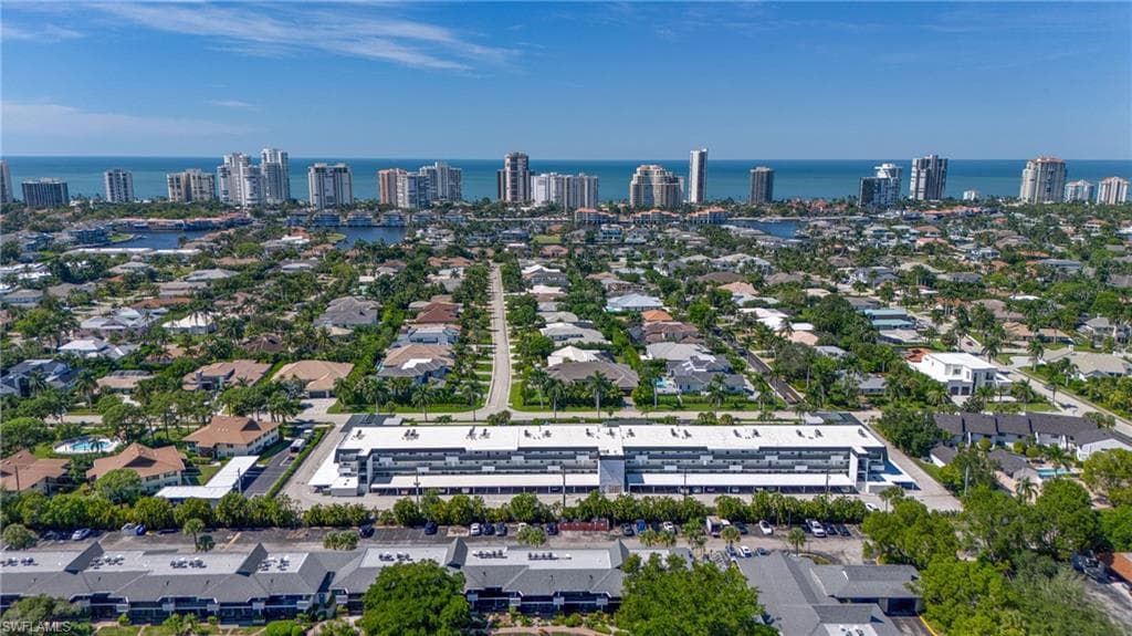 4200 Belair Ln 300, Naples, FL 34103-4