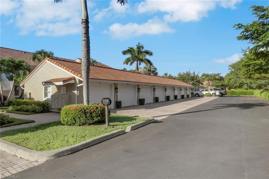 2386 Magnolia Ave 7816, Naples, FL 34112-18