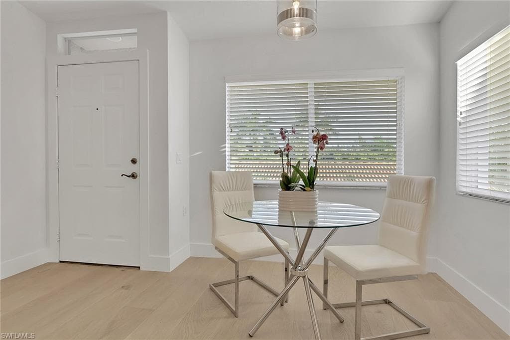 2386 Magnolia Ave 7816, Naples, FL 34112-2