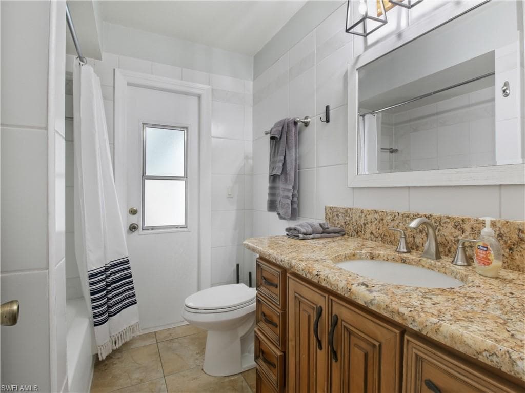 4142 22nd Ct, Cape Coral, FL 33914-20