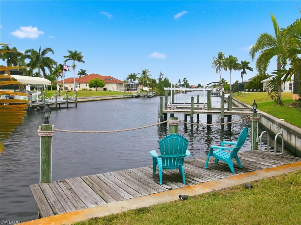 4142 22nd Ct, Cape Coral, FL 33914-24