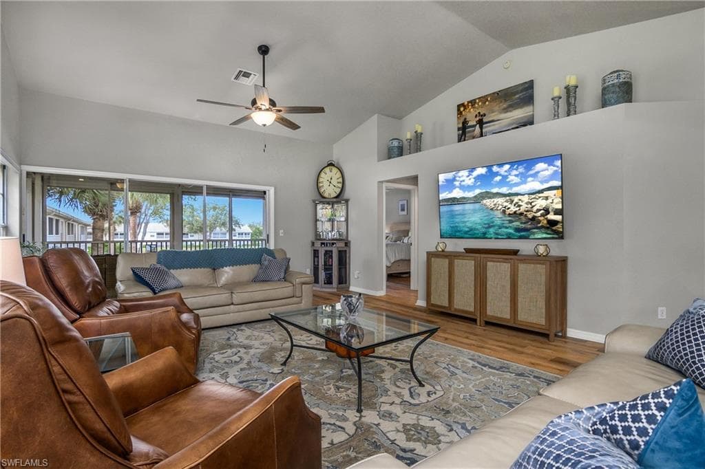 13061 Hamilton Harbour Dr R1, Naples, FL 34110-13