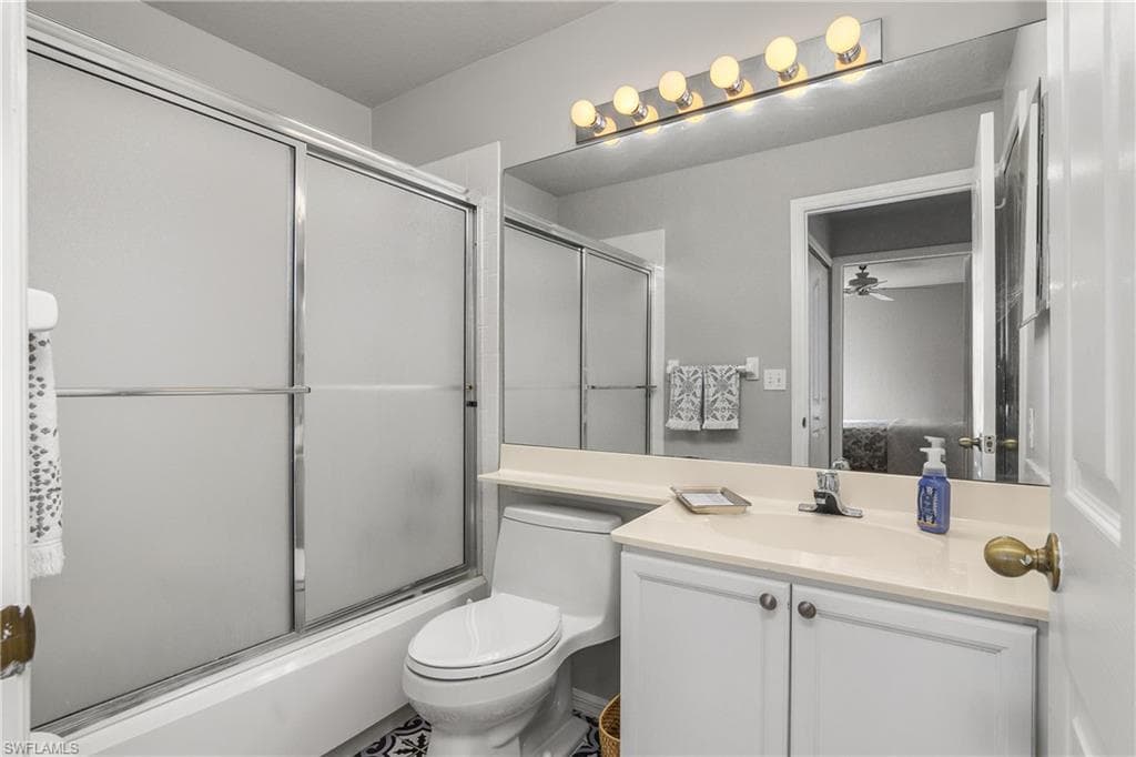 13061 Hamilton Harbour Dr R1, Naples, FL 34110-15