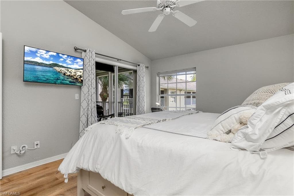 13061 Hamilton Harbour Dr R1, Naples, FL 34110-19