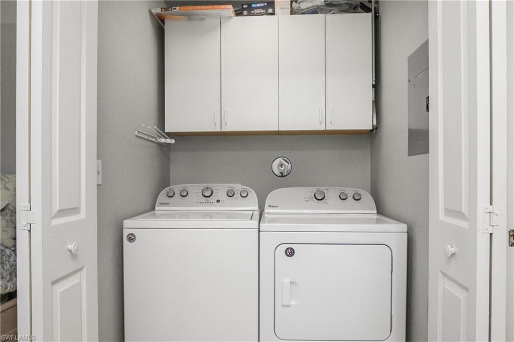 13061 Hamilton Harbour Dr R1, Naples, FL 34110-23