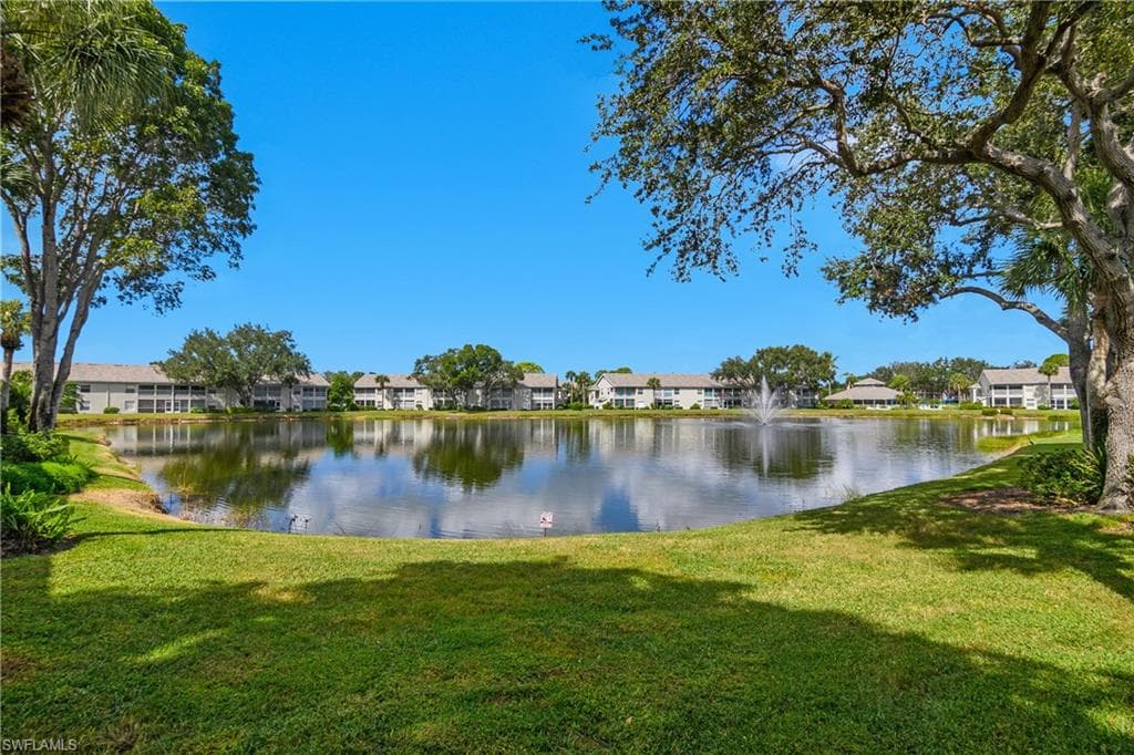13061 Hamilton Harbour Dr R1, Naples, FL 34110-3