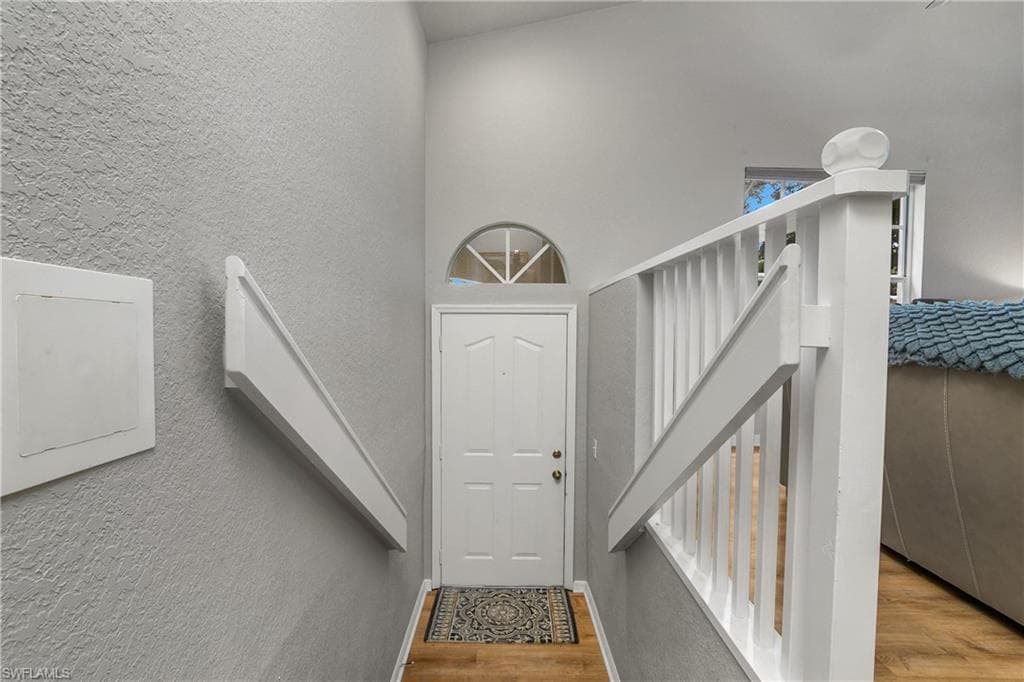 13061 Hamilton Harbour Dr R1, Naples, FL 34110-4