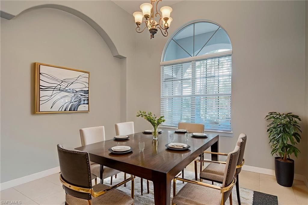 3781 29th Ave SW, Naples, FL 34117-8