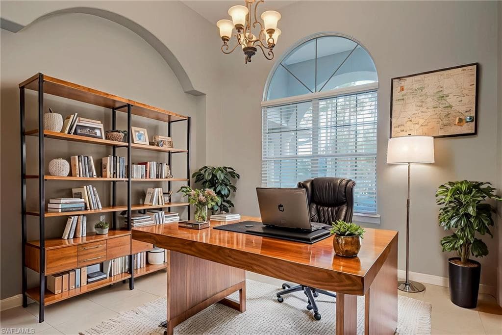 3781 29th Ave SW, Naples, FL 34117-9