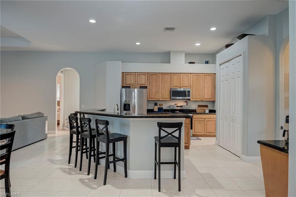 3781 29th Ave SW, Naples, FL 34117-11