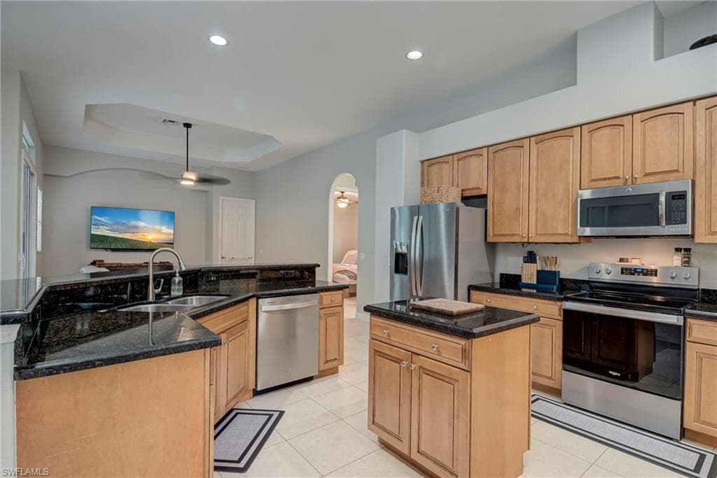 3781 29th Ave SW, Naples, FL 34117-12