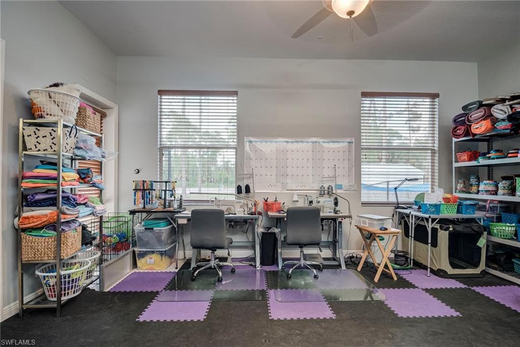 3781 29th Ave SW, Naples, FL 34117-28