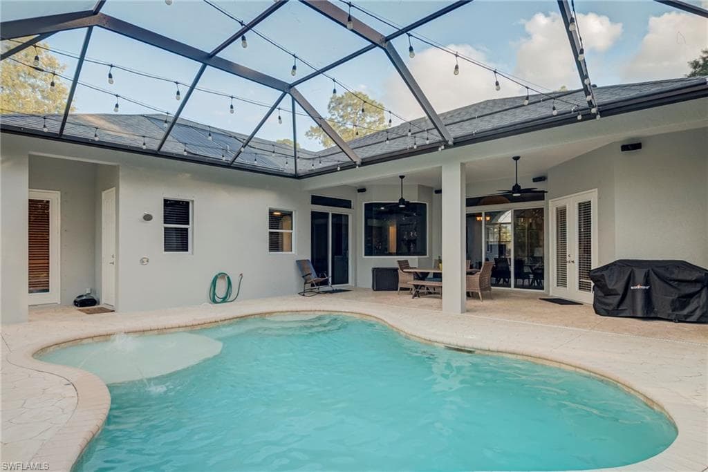 3781 29th Ave SW, Naples, FL 34117-36