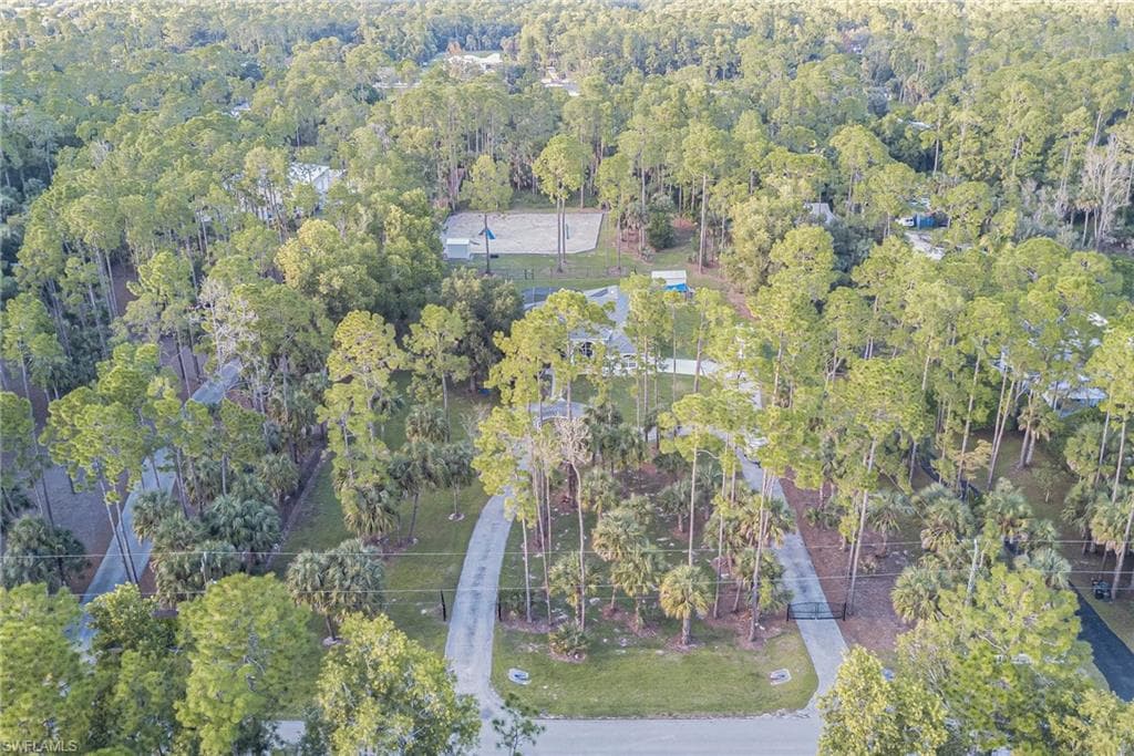 3781 29th Ave SW, Naples, FL 34117-40