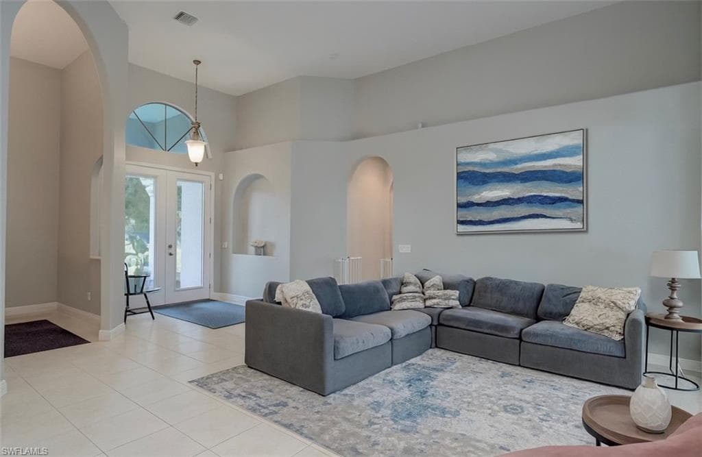 3781 29th Ave SW, Naples, FL 34117-3