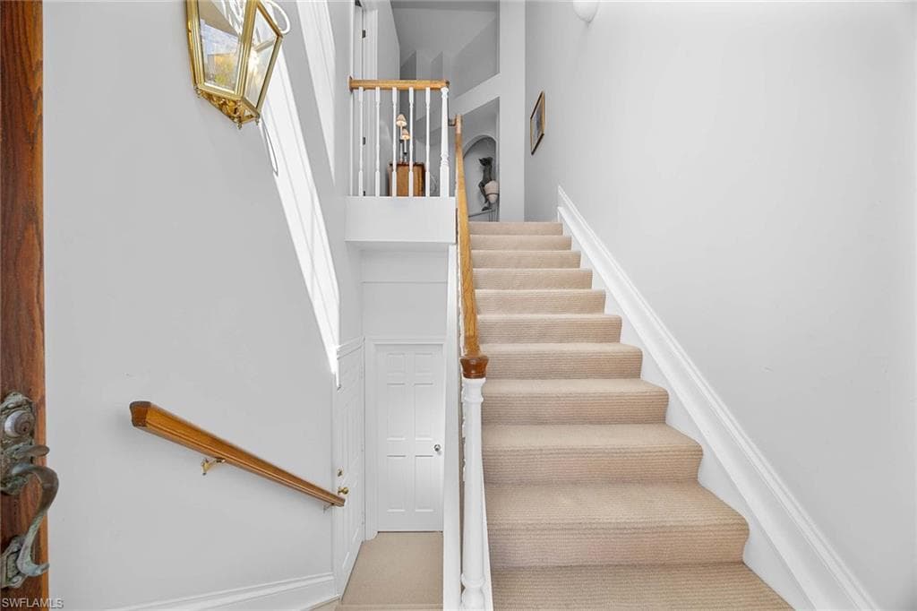 265 Colonade Cir 2703, Naples, FL 34103-11