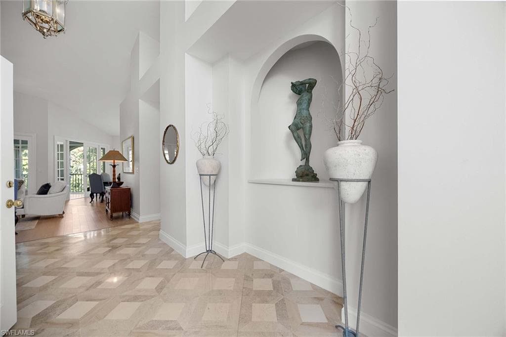 265 Colonade Cir 2703, Naples, FL 34103-13