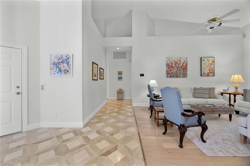 265 Colonade Cir 2703, Naples, FL 34103-15