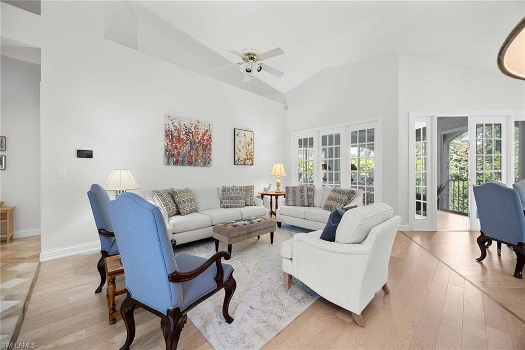 265 Colonade Cir 2703, Naples, FL 34103-16