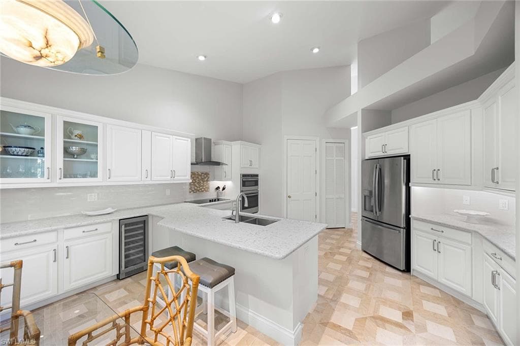 265 Colonade Cir 2703, Naples, FL 34103-24