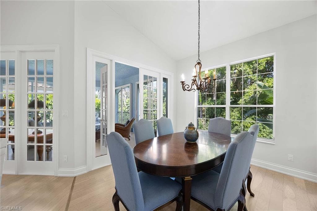 265 Colonade Cir 2703, Naples, FL 34103-25