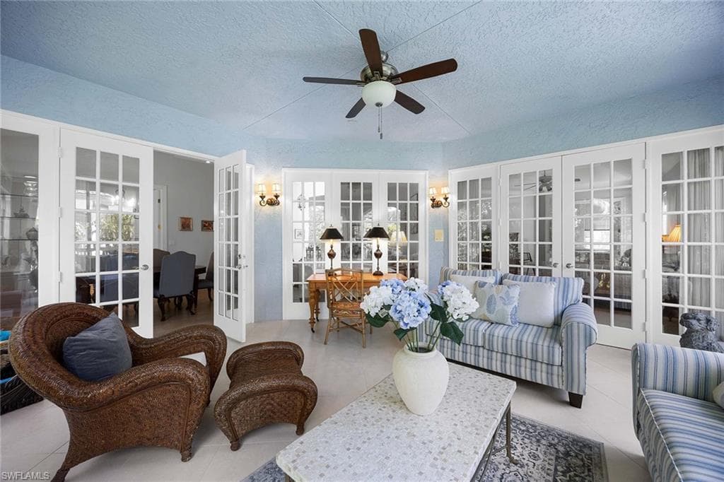 265 Colonade Cir 2703, Naples, FL 34103-37