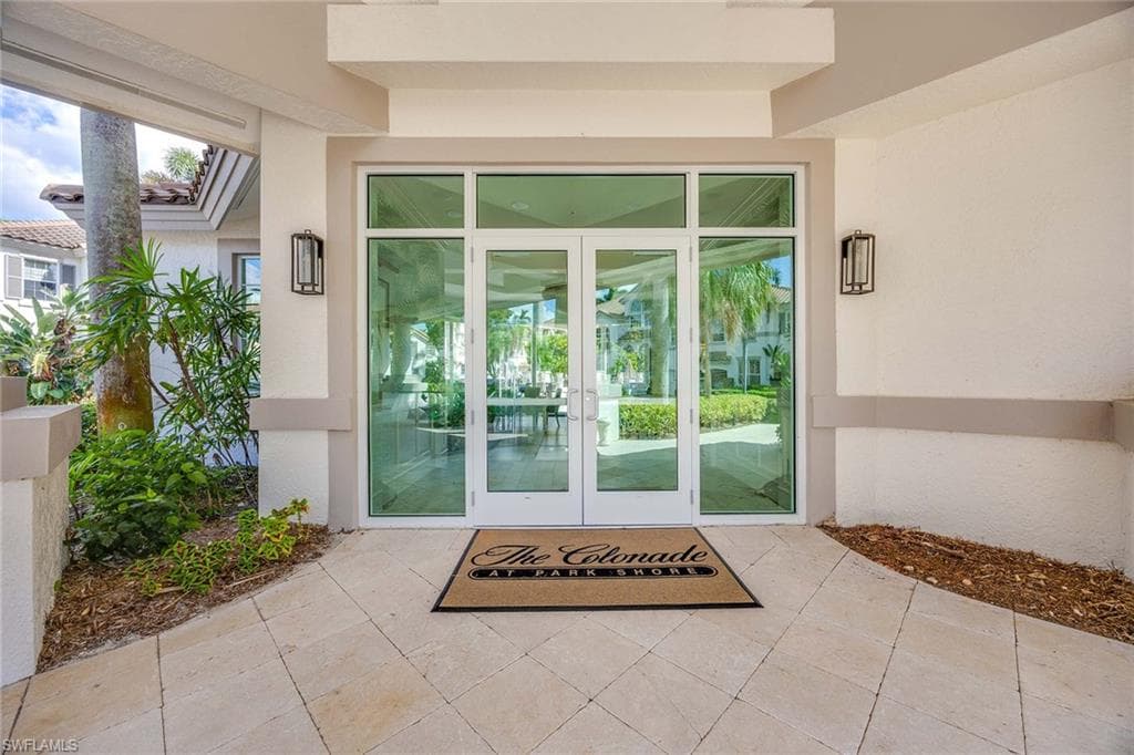 265 Colonade Cir 2703, Naples, FL 34103-39