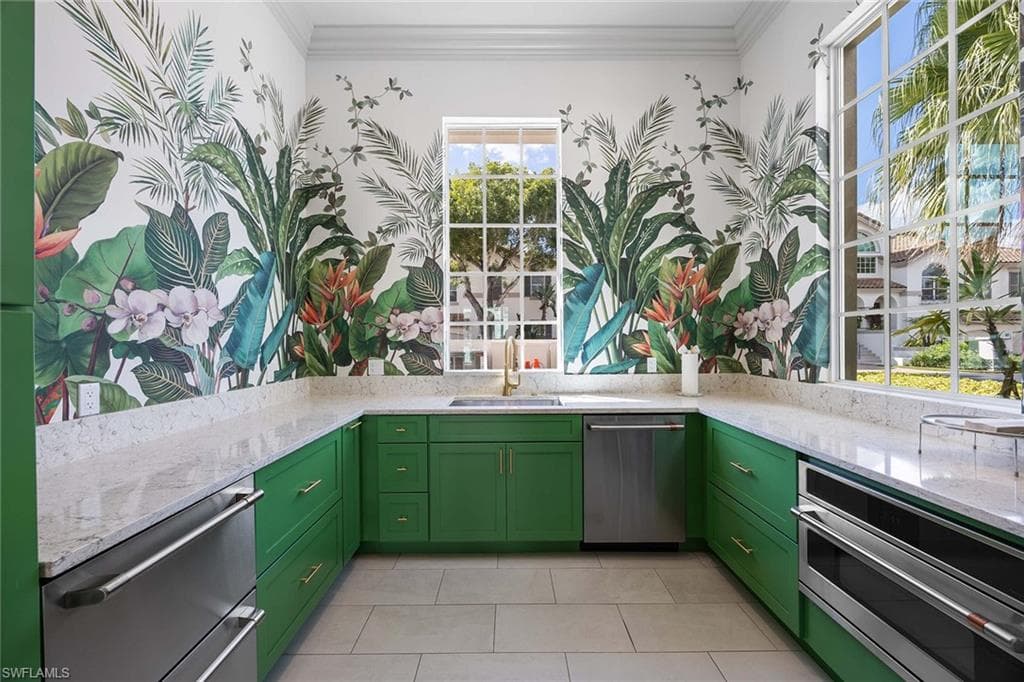 265 Colonade Cir 2703, Naples, FL 34103-48