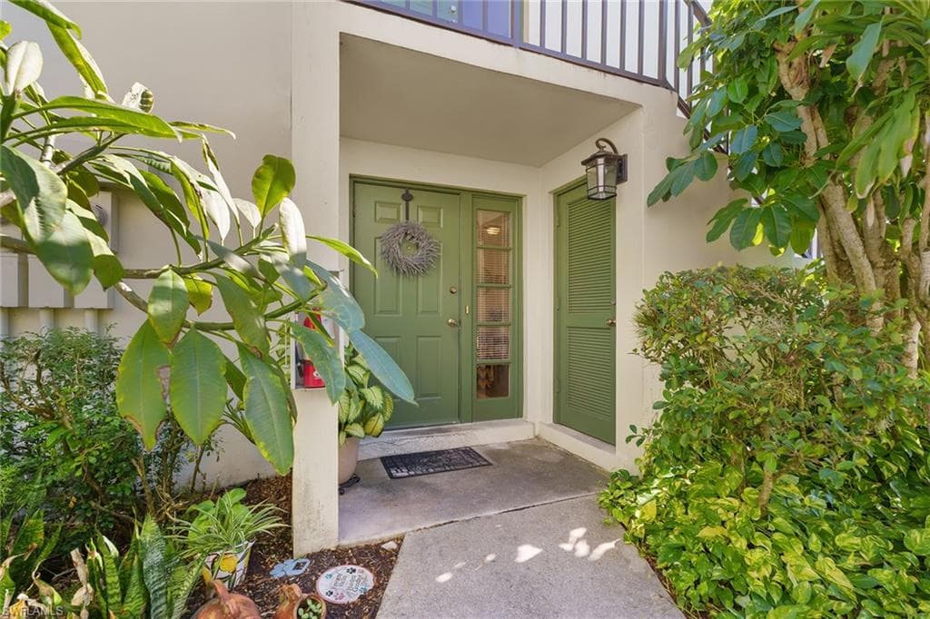 117 Bob O Link Way 17a, Naples, FL 34105-2