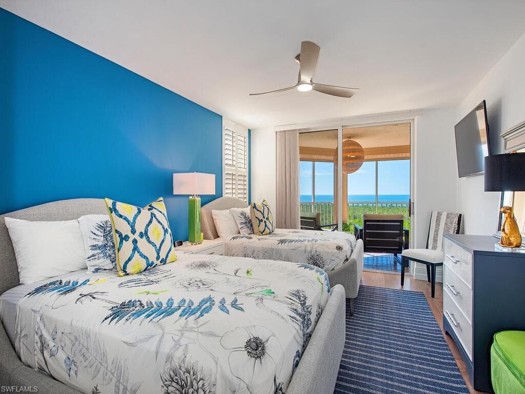 6585 Nicholas Blvd 1102, Naples, FL 34108-8