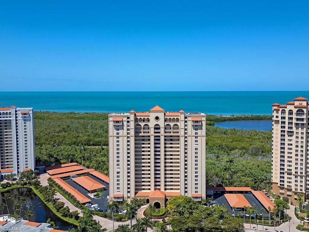 6585 Nicholas Blvd 1102, Naples, FL 34108-20