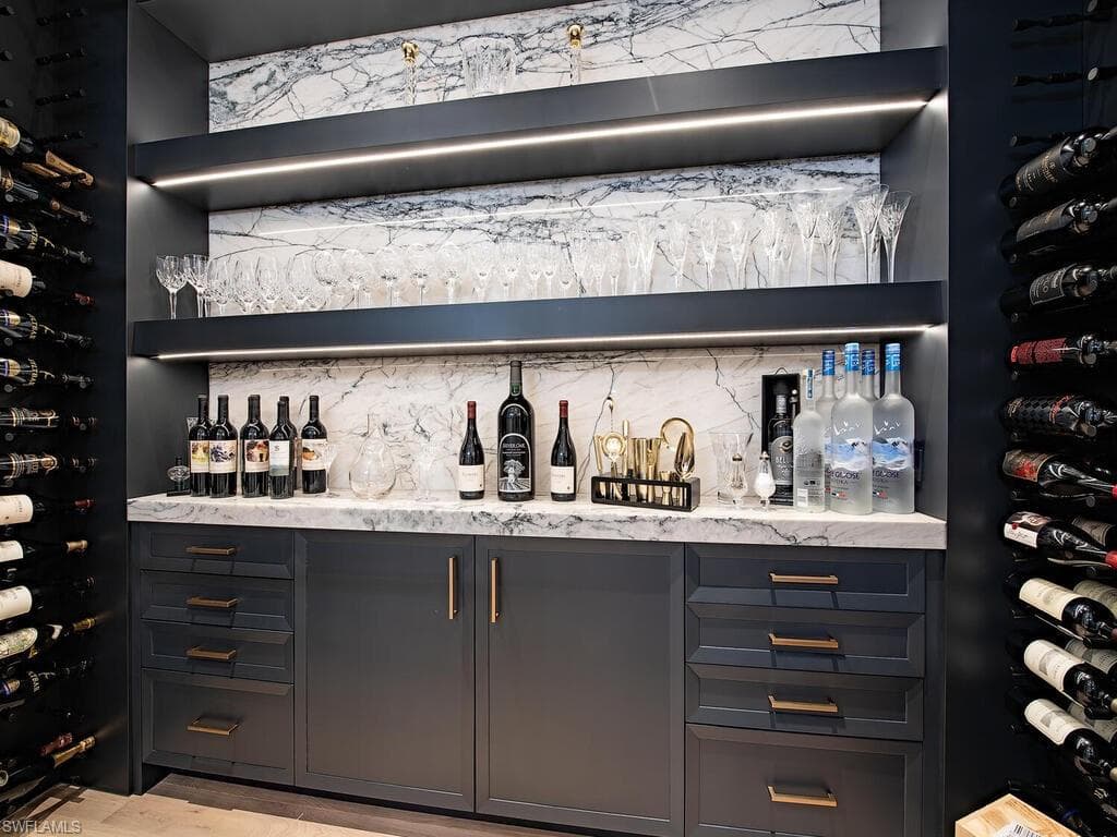 2191 Coach House Ln, Naples, FL 34105-16