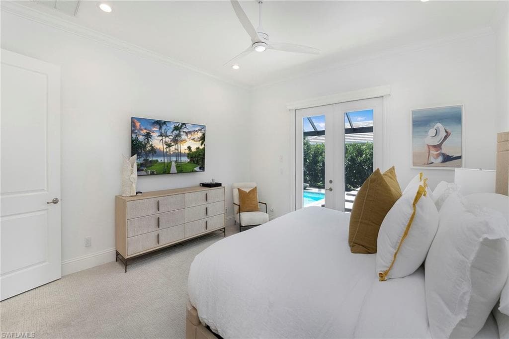 14391 Laguna Springs Ln, Naples, FL 34114-14