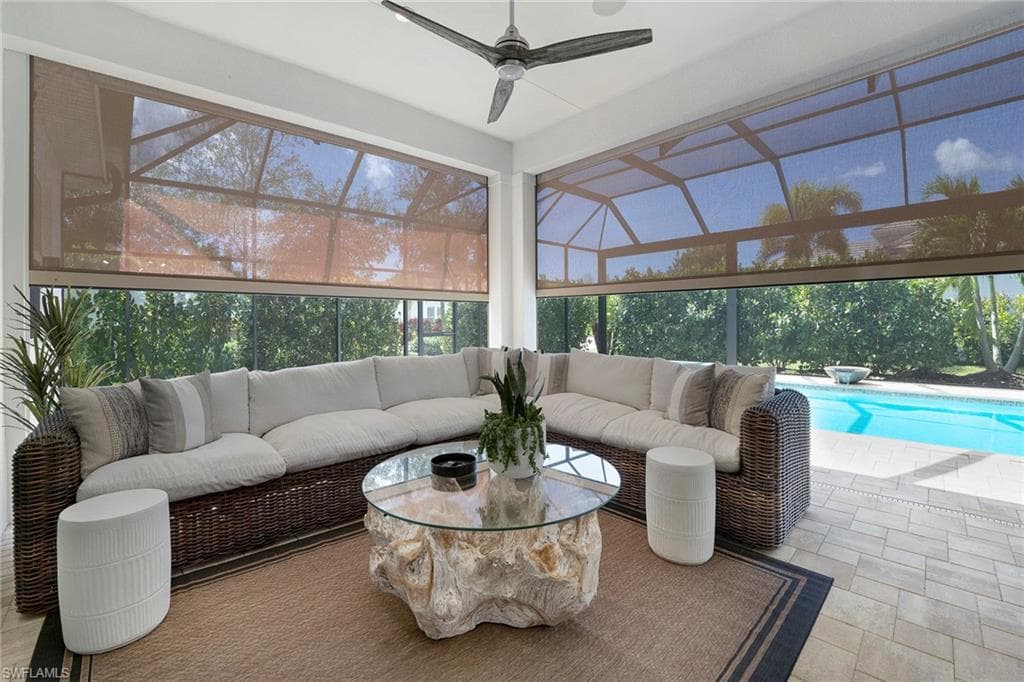 14391 Laguna Springs Ln, Naples, FL 34114-30