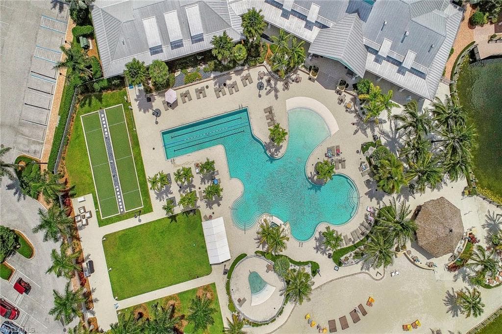 14391 Laguna Springs Ln, Naples, FL 34114-40