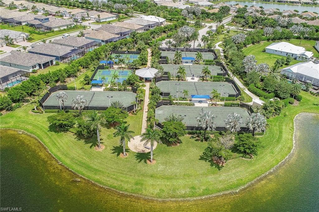 14391 Laguna Springs Ln, Naples, FL 34114-41